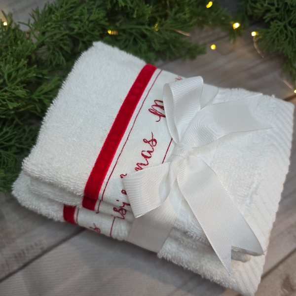 Christmas H&F Towels Red photo 1