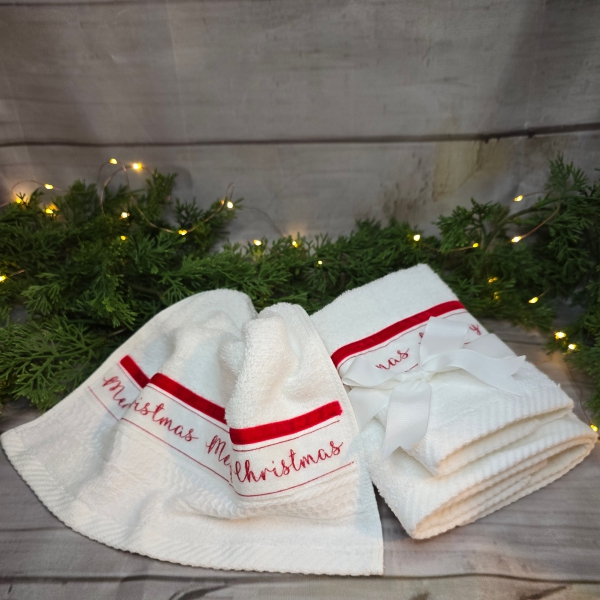 Christmas H&F Towels Red photo 2